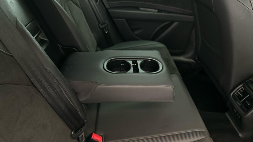 Rear Armrest/ Cup Holder