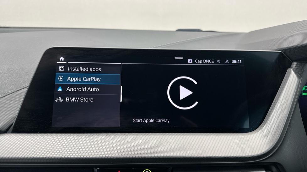 Apple Car Play & Android Auto