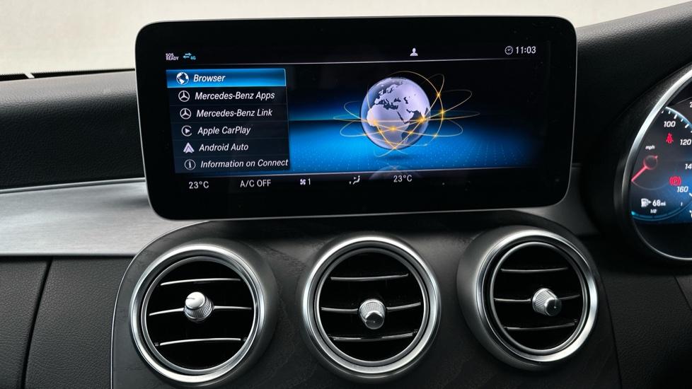 Apple Car Play & Android Auto