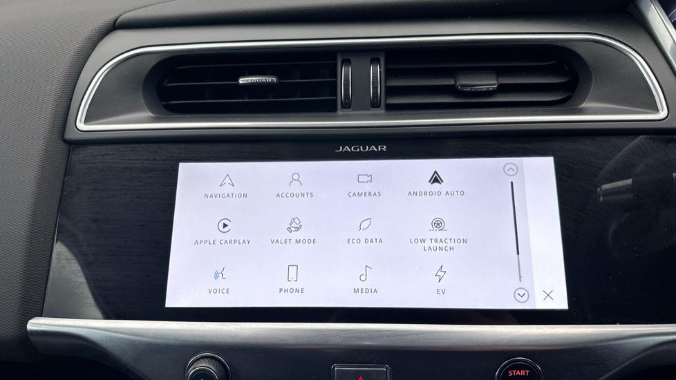 Apple Car Play & Android Auto