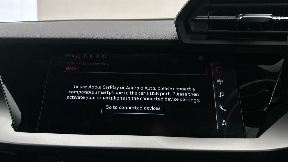 Apple Car Play & Android Auto