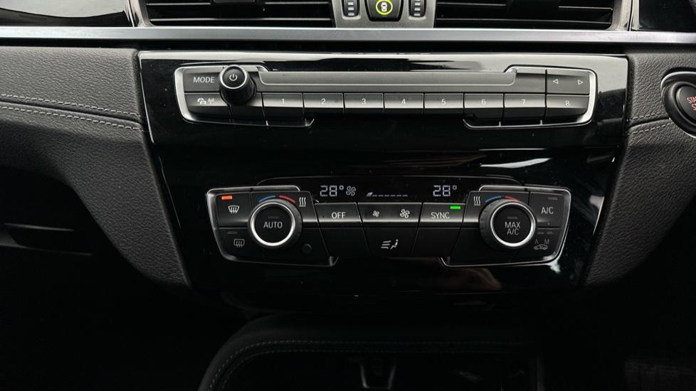 Air Conditioning /Dual Climate Control 