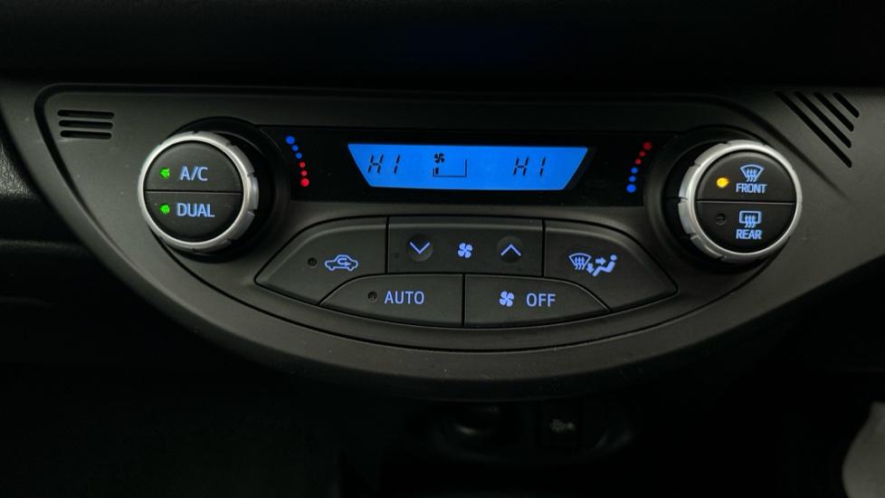 Air Conditioning /Dual Climate Control 