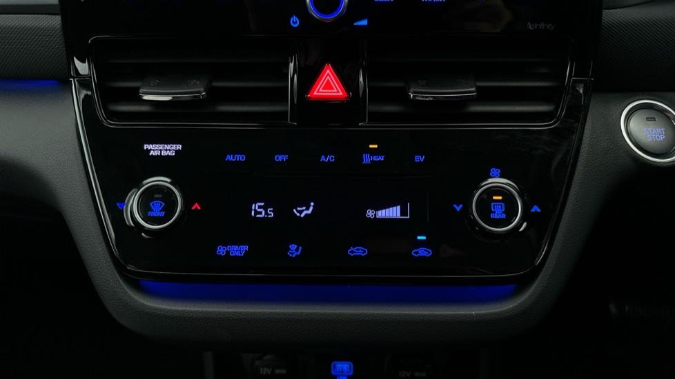 Air Conditioning /Dual Climate Control 