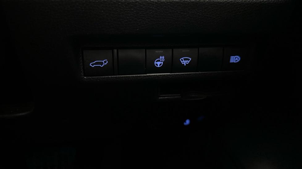 Heated Steering Wheel 