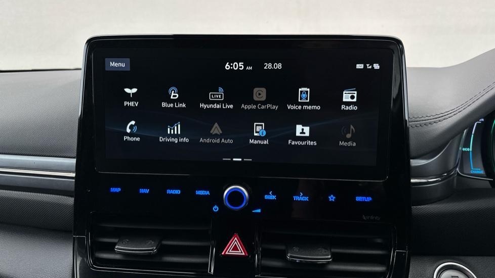 Apple Car Play & Android Auto