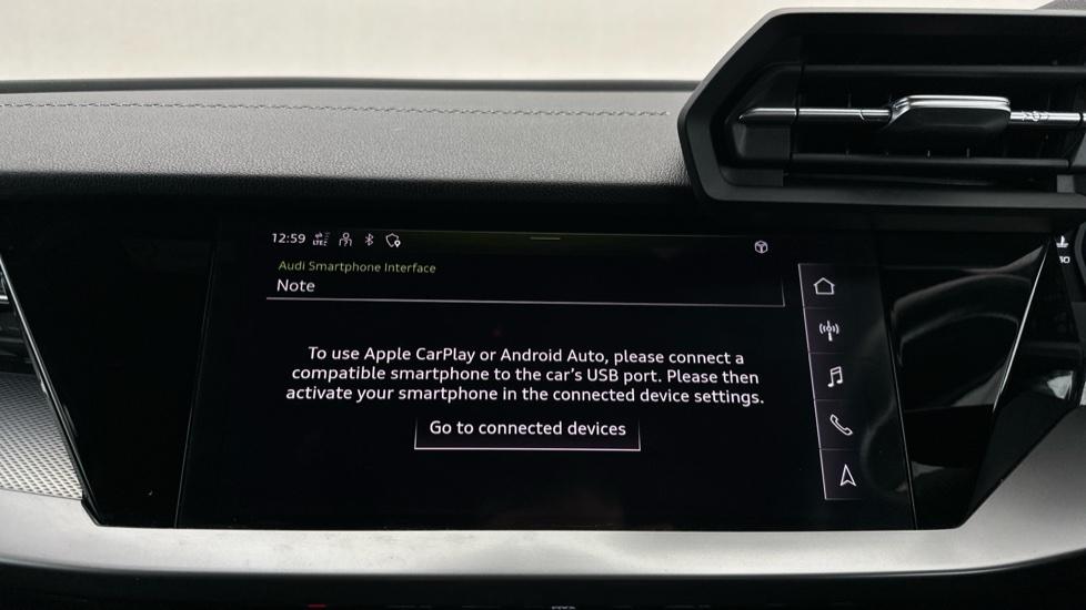 Apple Car Play & Android Auto