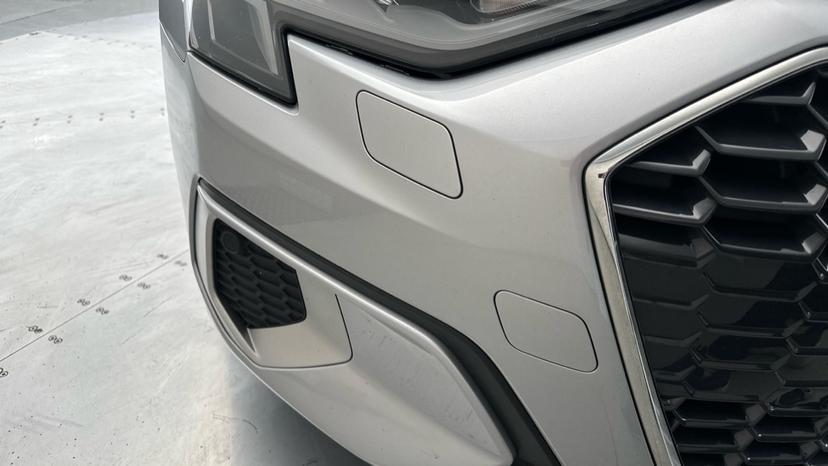 Front Parking Sensors / Headlight Washers 