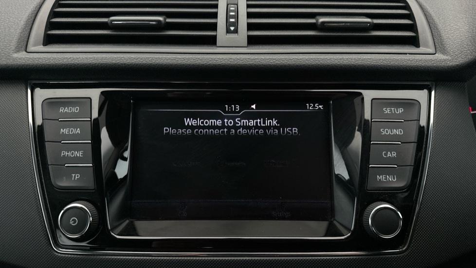 Apple Car Play & Android Auto