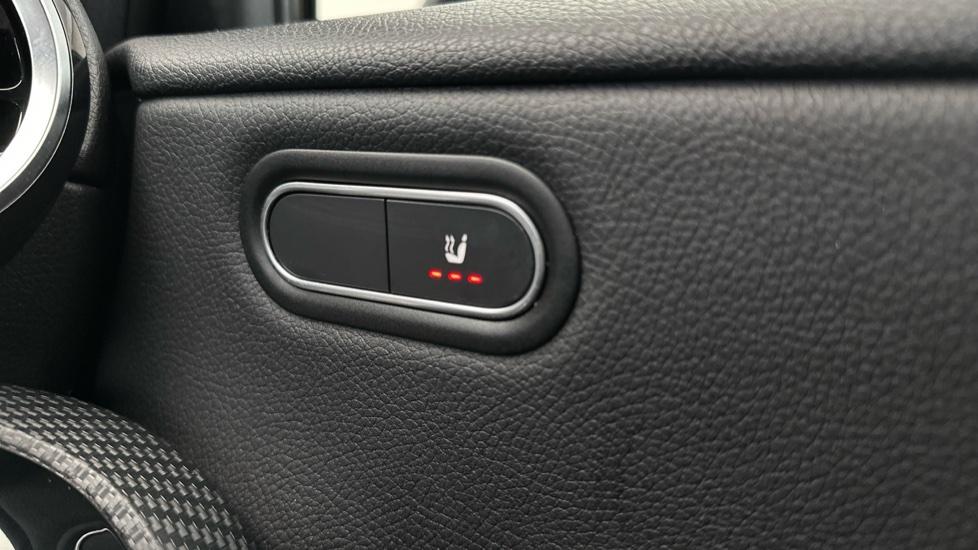 Heated Seats 