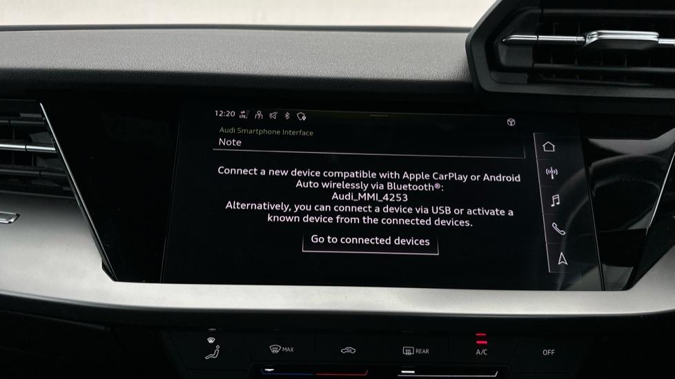 Apple Car Play & Android Auto