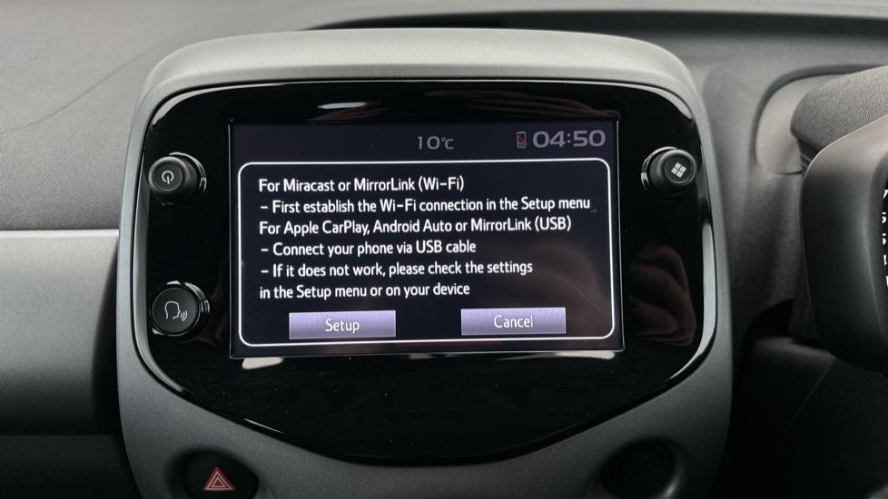 Apple Car Play & Android Auto