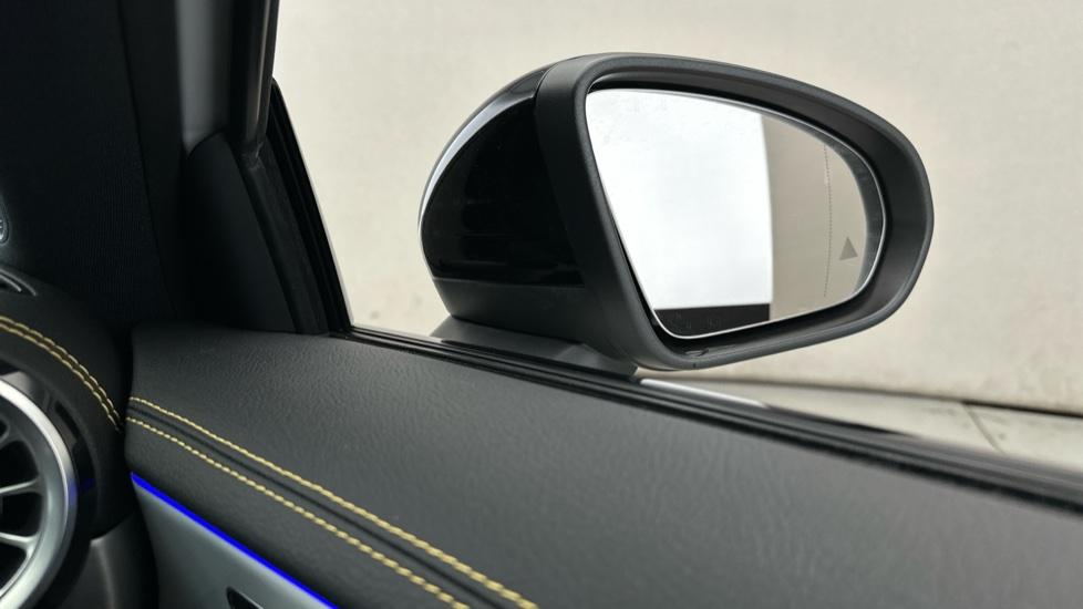 Blind Spot Monitoring System 