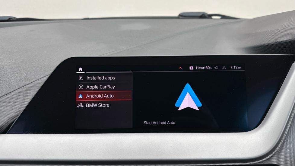 Apple Car Play & Android Auto