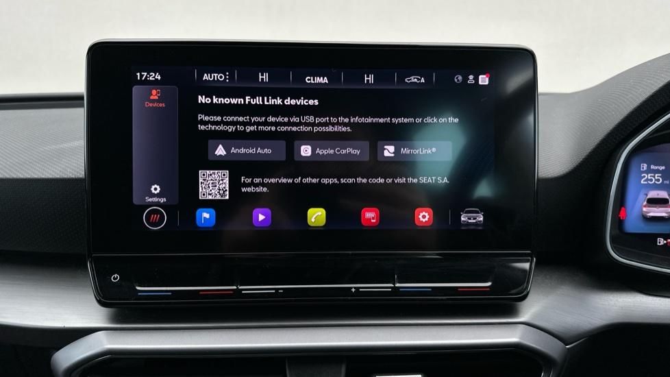 Apple Car Play & Android Auto