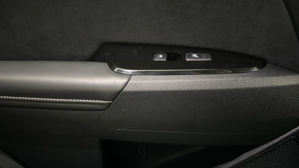 Rear heated seats 