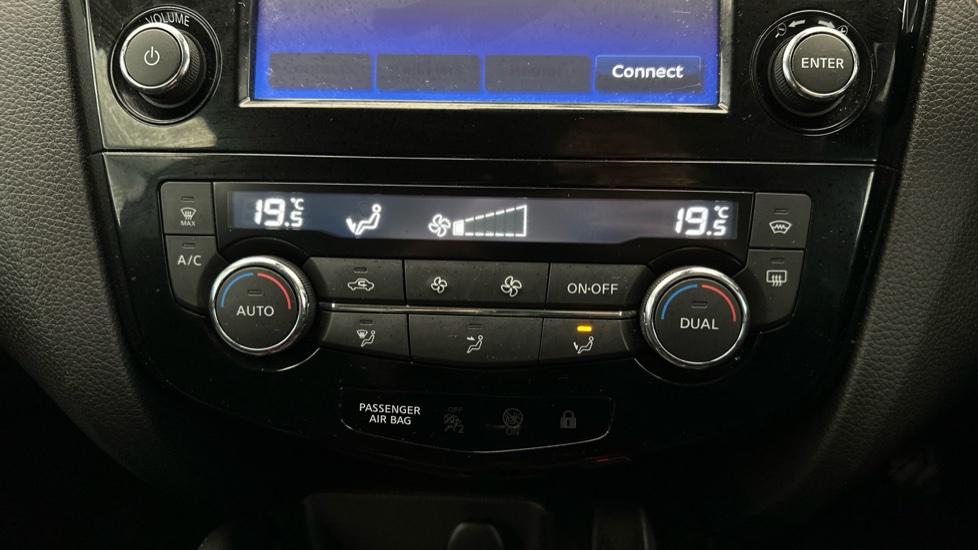 Air Conditioning /Dual Climate Control 