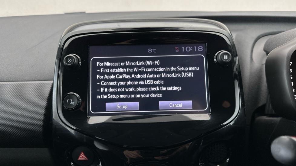 Apple Car Play & Android Auto