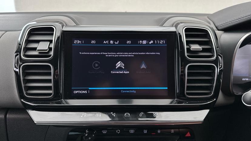 Apple Car Play & Android Auto