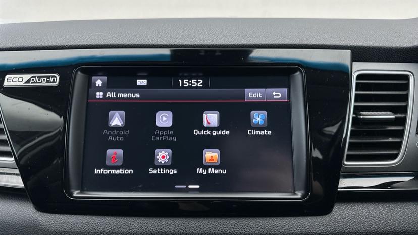 Apple Car Play & Android Auto