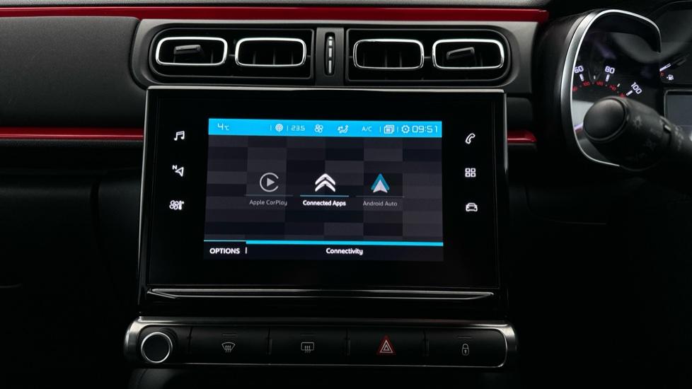 Apple Car Play & Android Auto