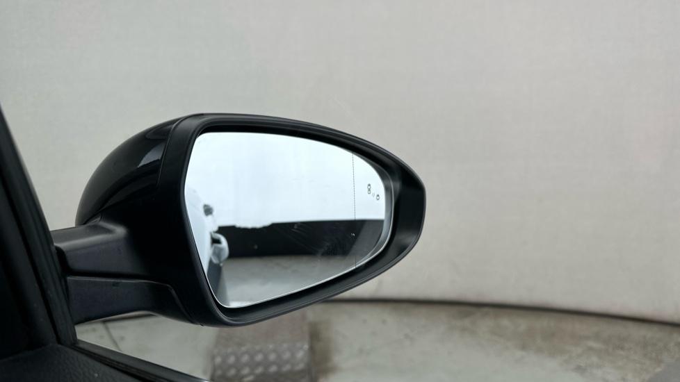 Blind Spot Monitoring System 