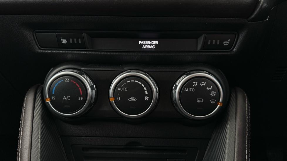 Air Conditioning / Heated Seats 