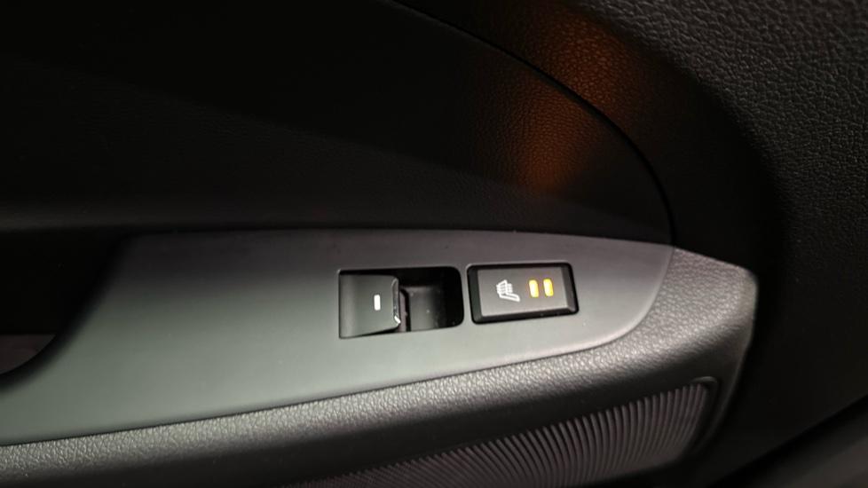 Rear Heated Seats 