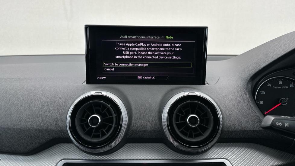 Apple Car Play & Android Auto