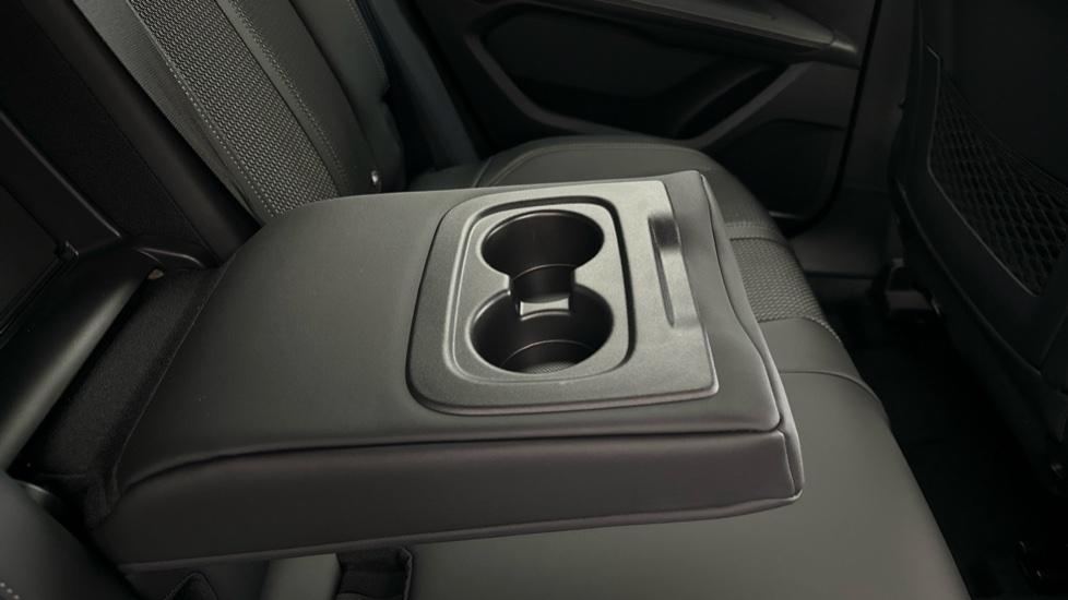 Rear Armrest/ Cup Holder