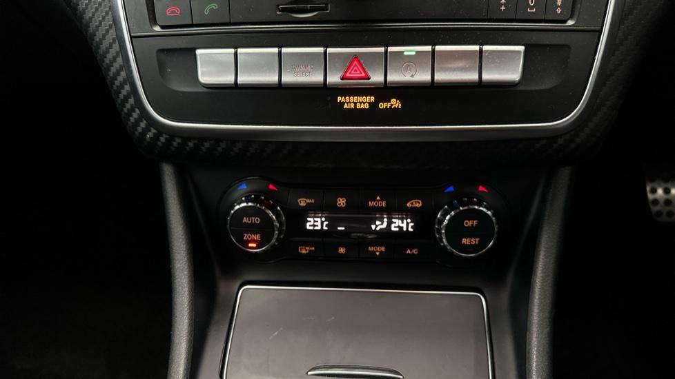 Air Conditioning /Dual Climate Control /Auto Stop/Start 