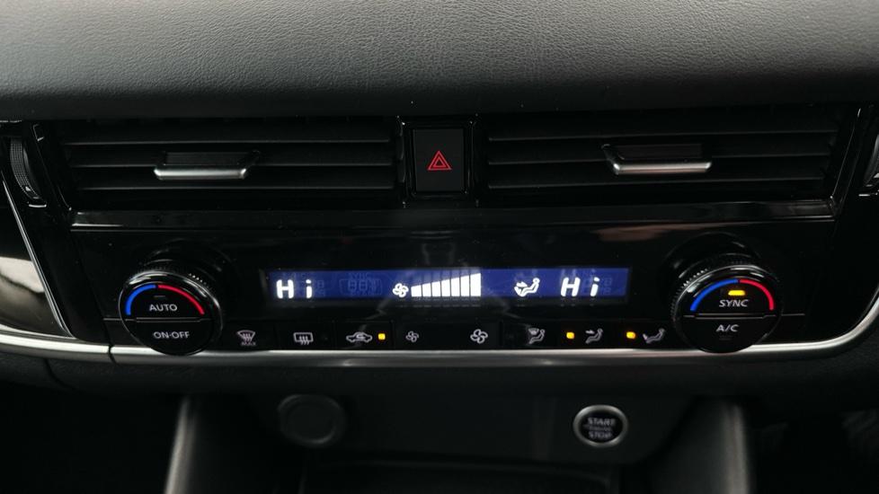 Air Conditioning /Dual Climate Control 