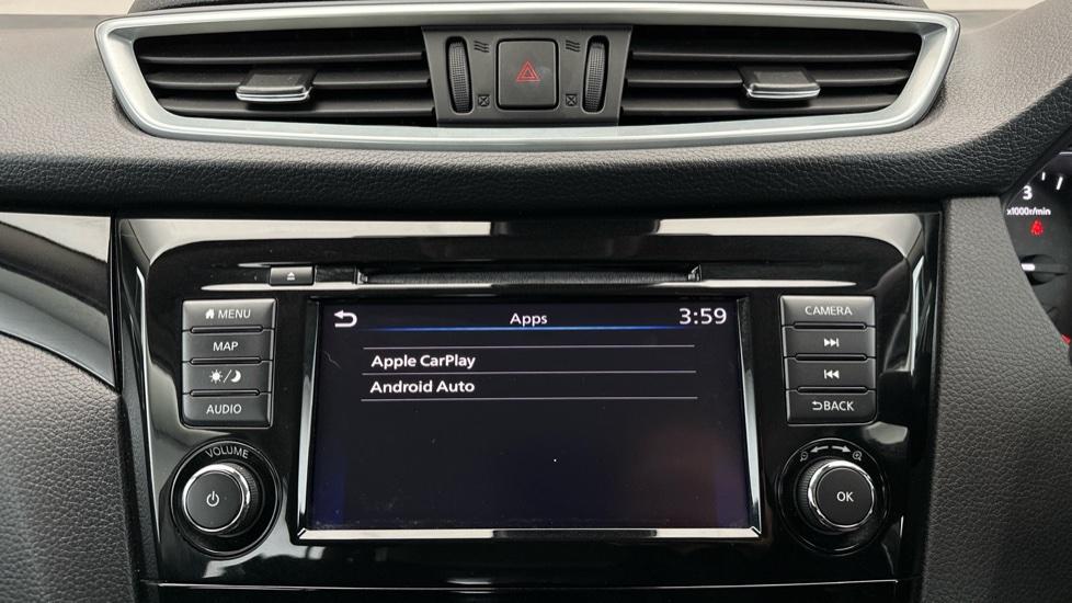 Apple Car Play & Android Auto