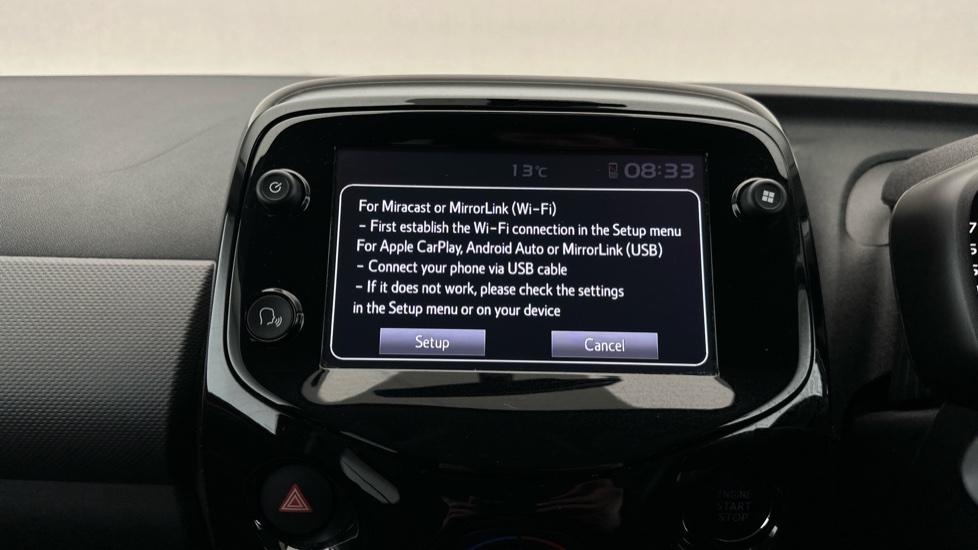 Apple Car Play & Android Auto