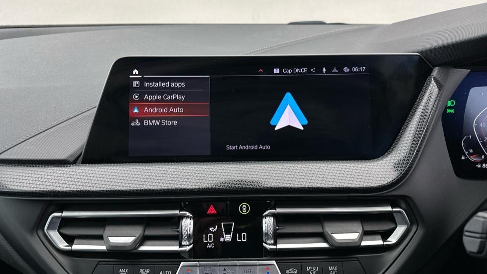 Apple CarPlay/Android Auto 