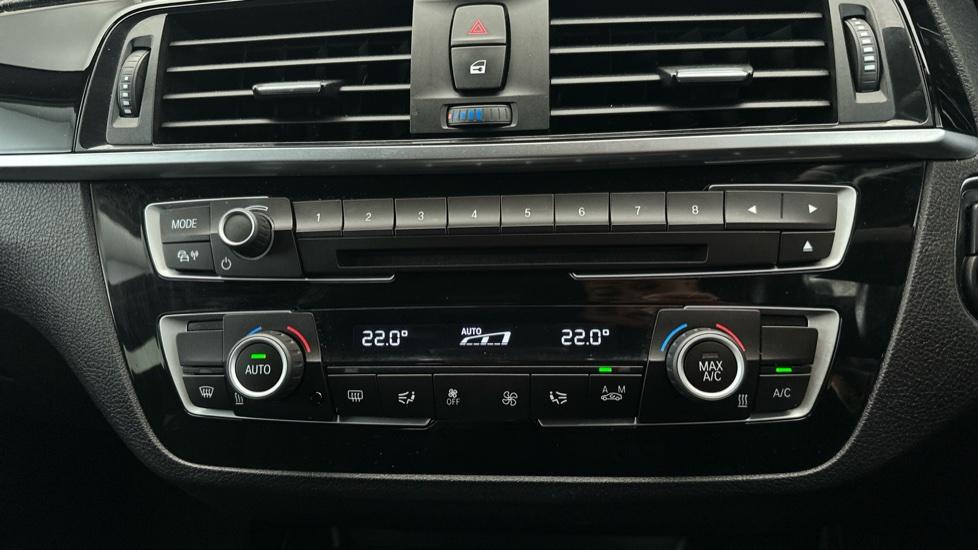 Air Conditioning /Dual Climate Control 