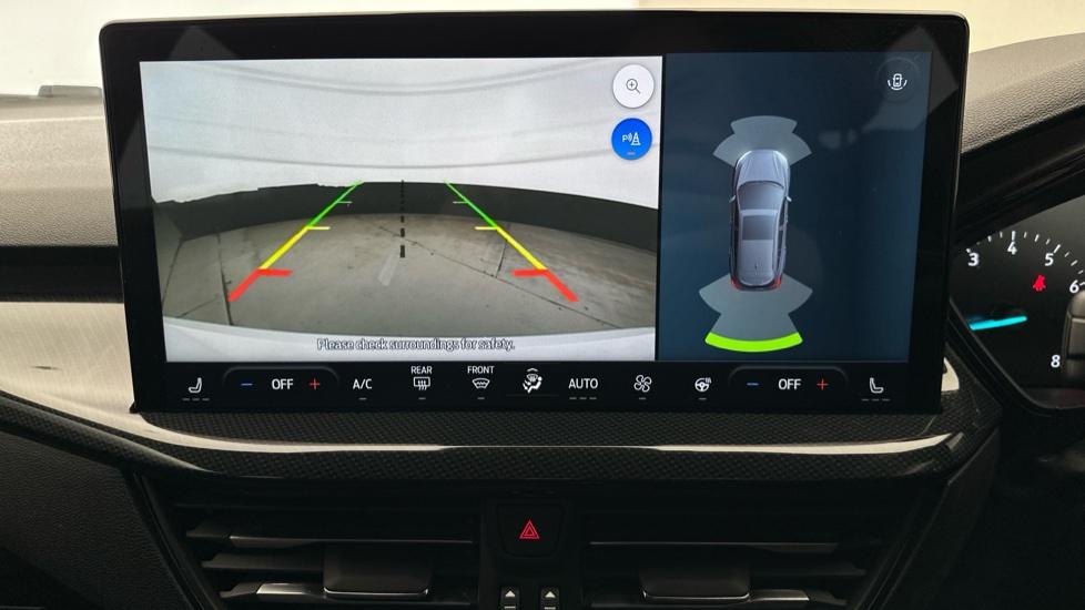 Rear View Camera/Park Pilot 