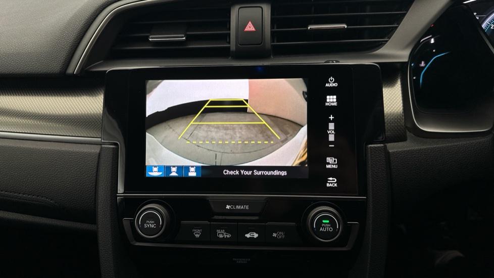 Rear View Camera/Park Pilot 