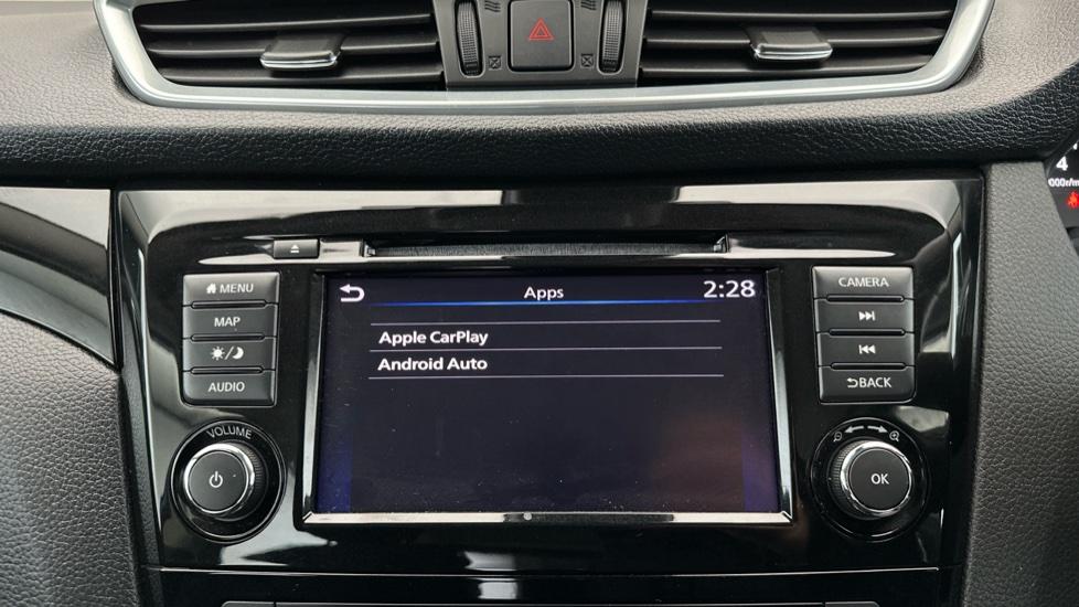 Apple Car Play & Android Auto