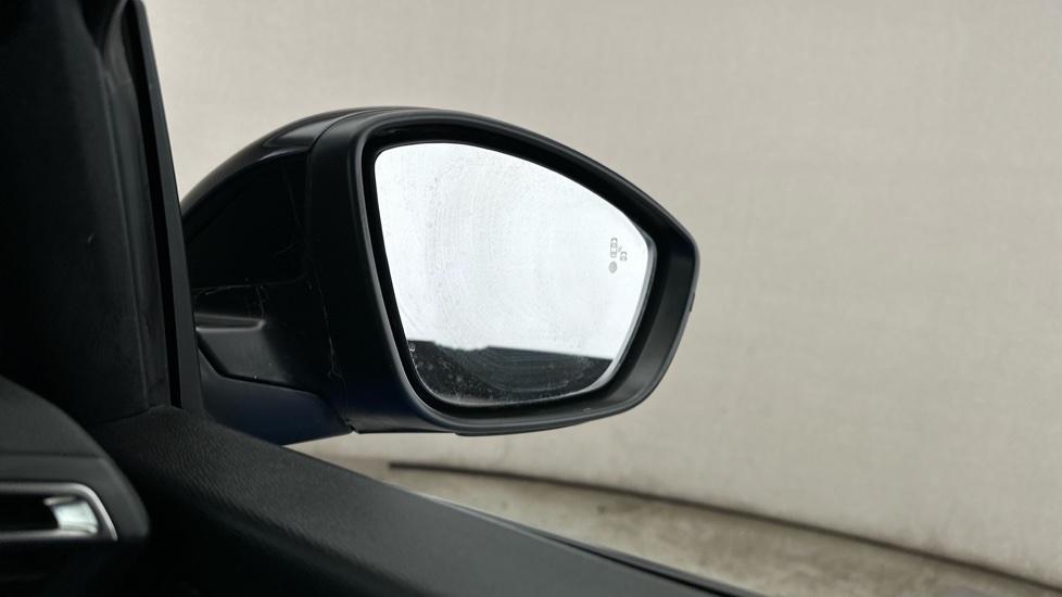 Blind Spot Monitoring System 