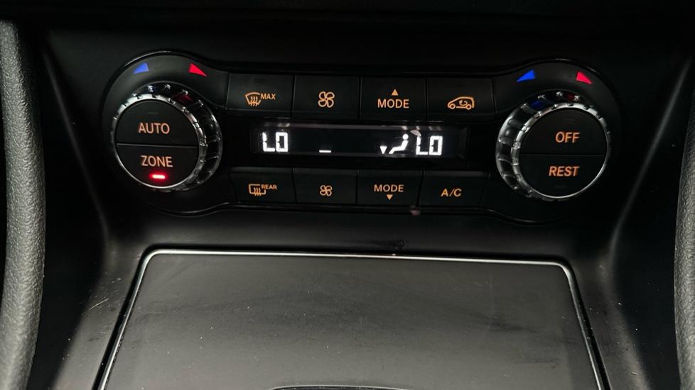 Air Conditioning /Dual Climate Control 