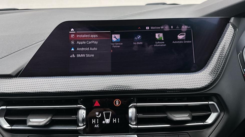 Apple Car Play & Android Auto