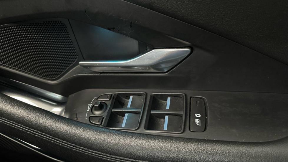 Electric Windows / Wing Mirrors  / Ambient Lighting 