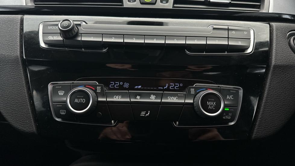 Air Conditioning / Dual Climate Control 