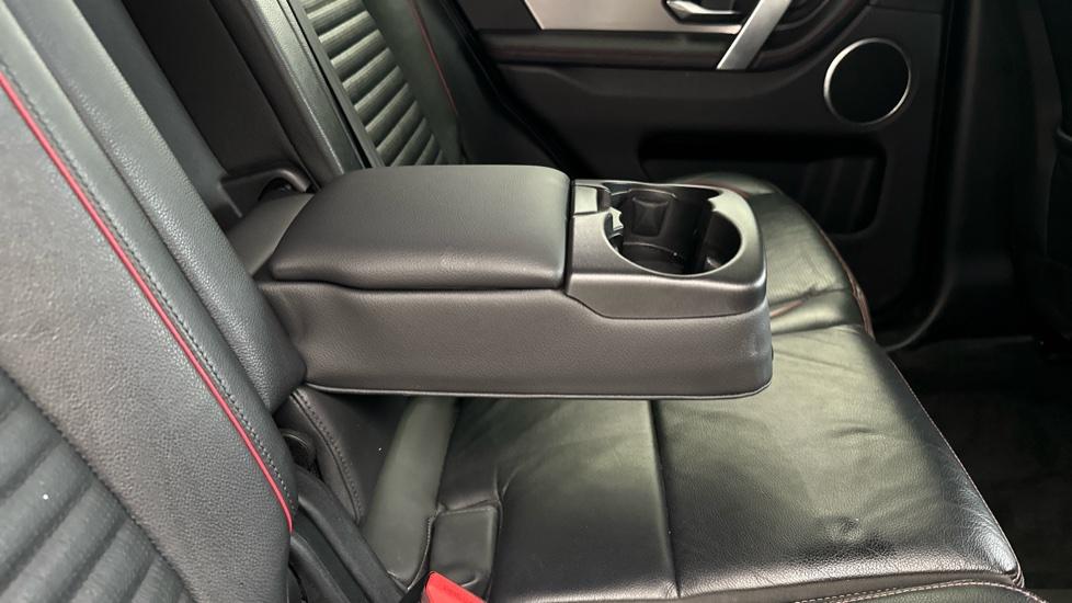 Rear Armrest/ Cup Holder