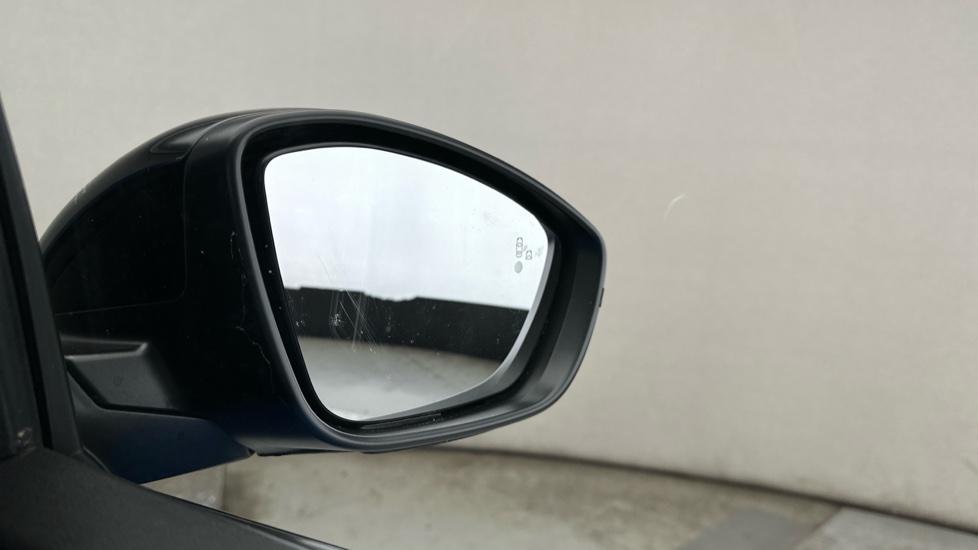 Blind Spot Monitoring System 