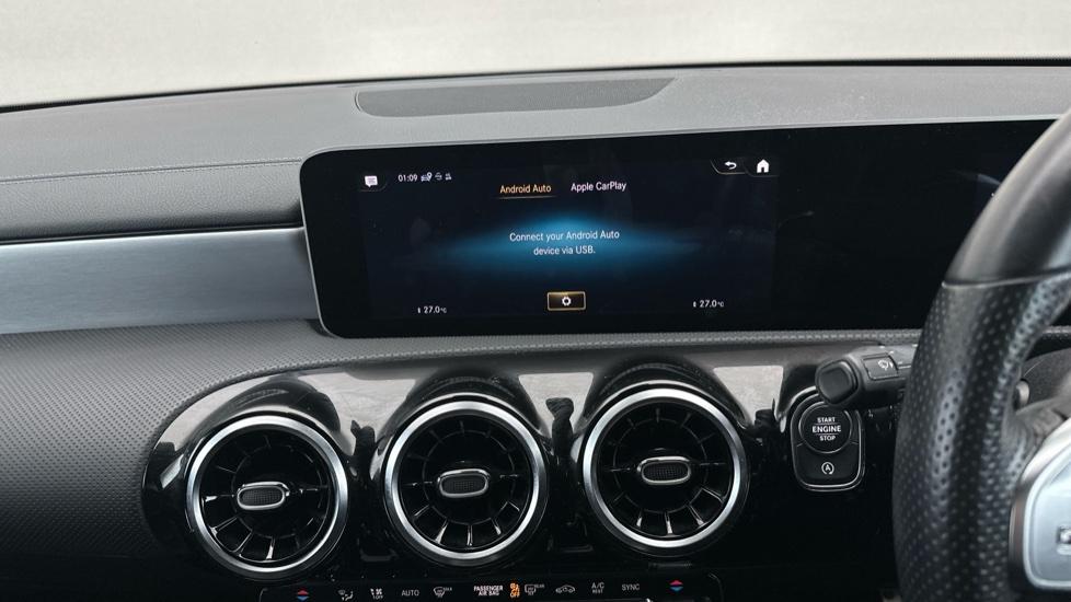 Apple Car Play & Android Auto