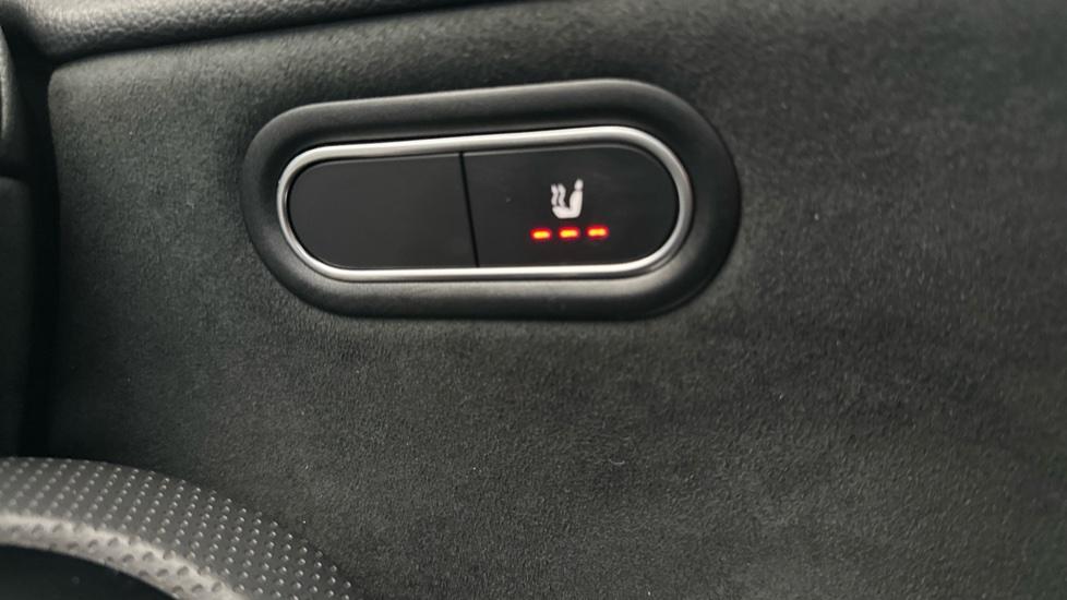 Heated Seats 