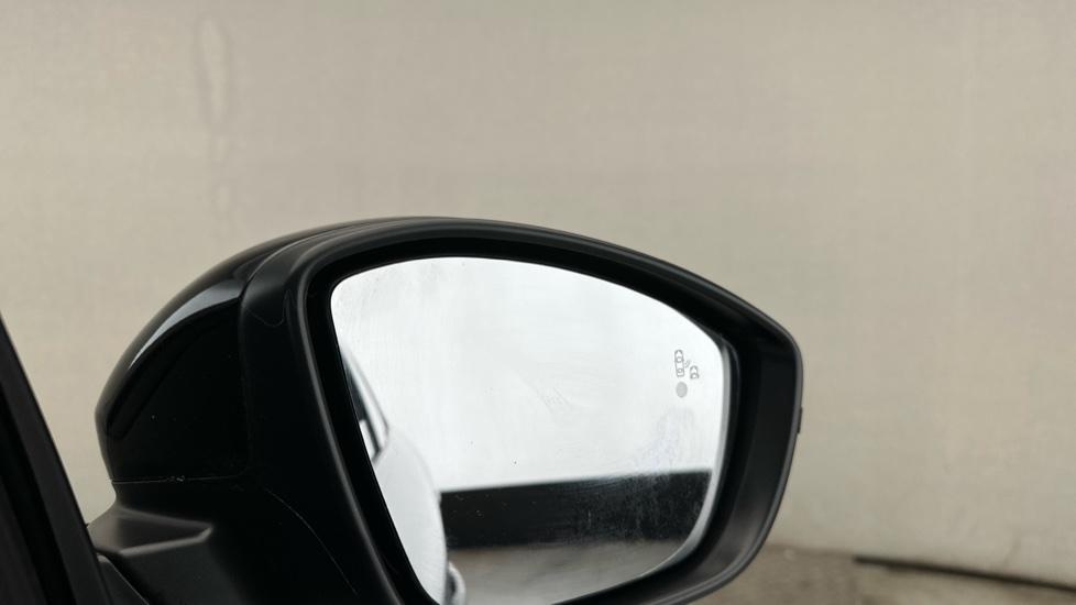 Blind Spot Monitoring System 