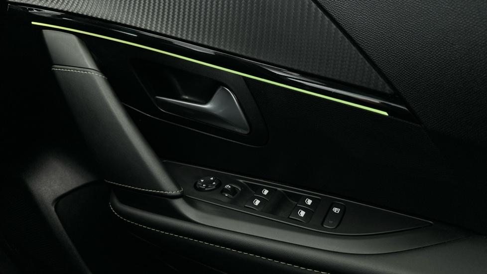 Electric Windows / Wing Mirrors / Ambient Lighting 